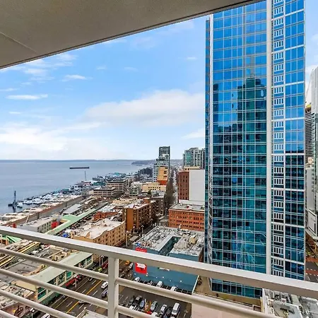 Newmark Tower'S Water Wheel Condo With Sea Views